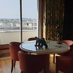 Panoramic View Of Paris לוולואה פרה