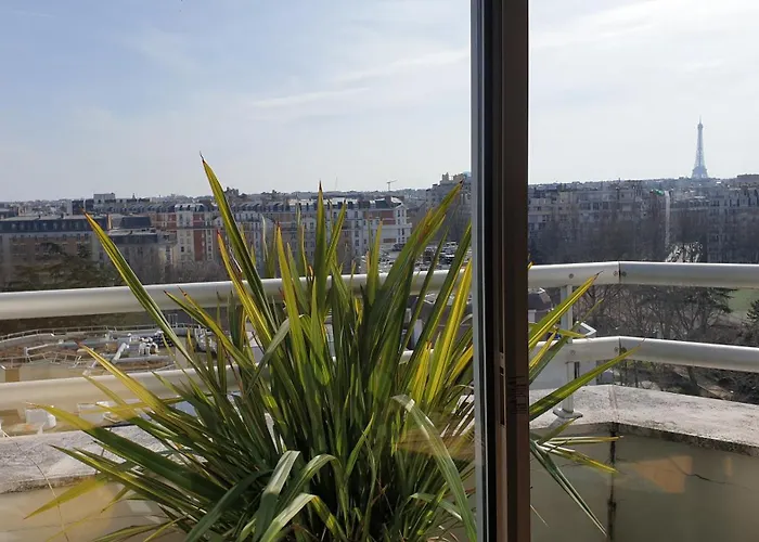 Panoramic View Of Paris * Levallois-Perret