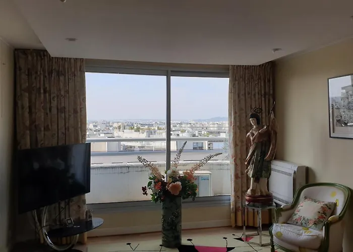 Panoramic View Of Paris Appartement