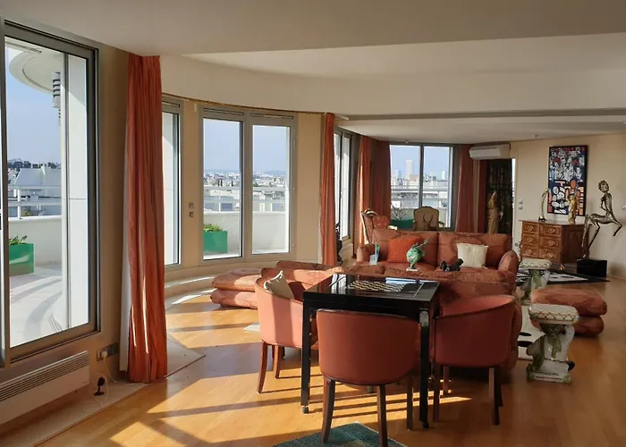 Panoramic View Of Paris Appartement