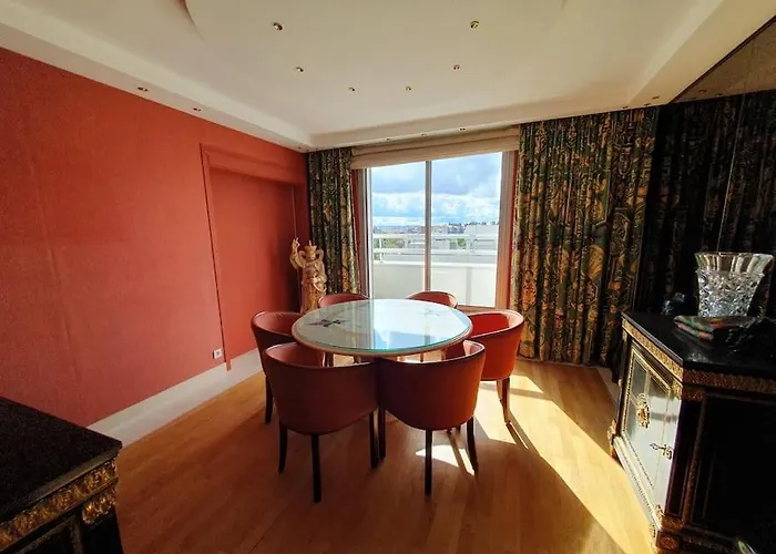 Panoramic View Of Paris Appartement Levallois-Perret
